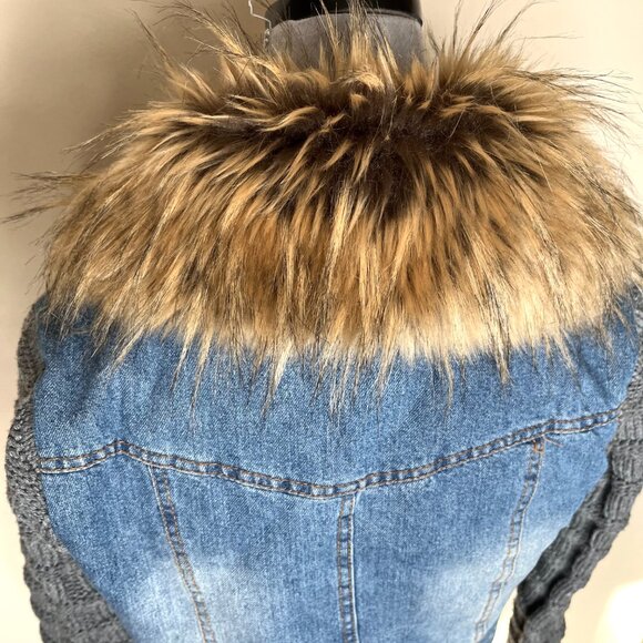 Jean Jacket with Faux Fur Collar and Sweater Knit Sleeves Size Medium Western M - Picture 9 of 11